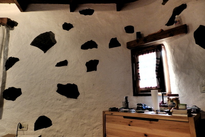 Blick vom Doppelbett in der H&ouml;hle aus